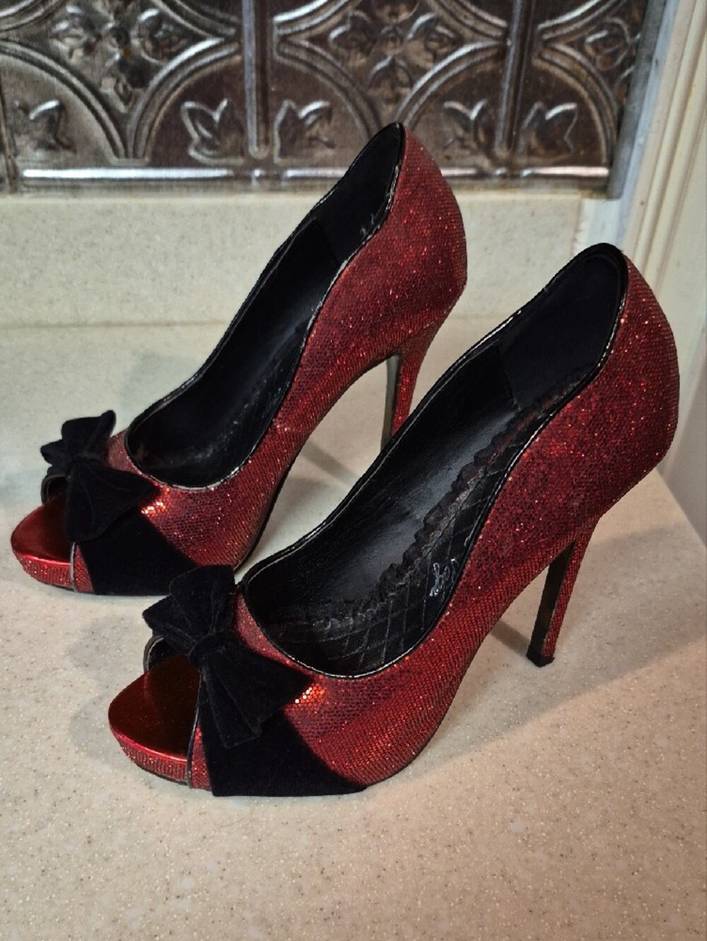 Bettie Page Tempest 4-inch stiletto Heels 8 - Picture 3 of 6